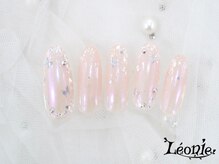 レオニー(Leonie)/蝶々ホロ×オーロラネイル
