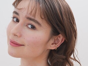 レイ 東京町田店(Rey)の写真/早朝9時～21時まで営業◎お仕事帰りや予定に合わせて通いやすい駅近![町田/眉毛/アイブロウ/まつげパーマ]