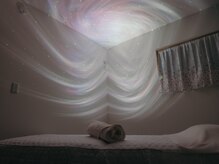 小鳥遊 タカナシ/施術室のプラネタリウム5