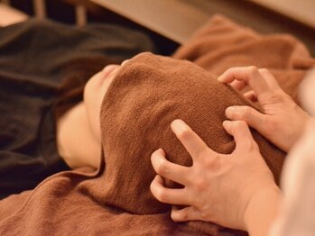 健足館の写真/本場の技術をお手頃価格で!熟練の手技で日々の疲れもスッキリ♪極上もみほぐし55+ヘッド5計60分￥3980