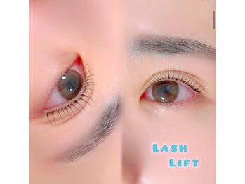 シックドゥアキタ(CHIC de Akita)/ラッシュリフト