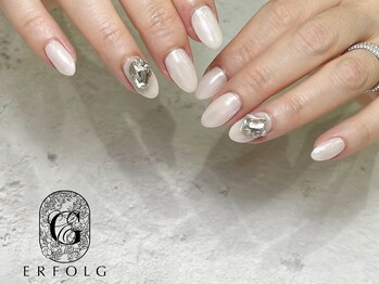 エアフォルク 銀座(ERFOLG)/シンプル×大きめビジュー☆