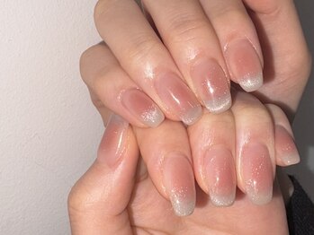 ネオリーブ ウリ(Neolive uri)/チークネイル バレンタイン