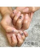 ロアンネイル(roan nail)/クロム風パーツ