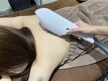 ビジュー(bjyou)/背中脱毛