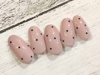 ブラックドットネイル