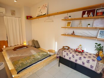 コイコイ(khoy khoy)の写真/ストレッチのようにぐぃ～っと伸ばして全身の筋肉をほぐす！心と身体を心地よくメンテナンスいたします♪