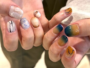 ネムノ(nemno)の写真/<持ち込みOK*初回オフ無料>他と被らない"センス大爆発"なニュアンスネイル!大人っぽい個性派デザインが得意