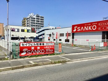 ラキア 五位堂駅前店(Ra kia)/駐車場