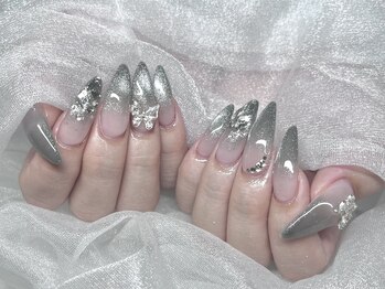 【Aina】きらきらネイル