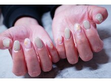 プチリリィ(Petit Lily)/落ちついたベージュカラー