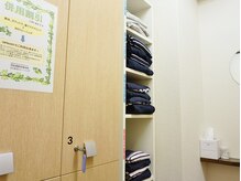 MINATOカイロプラクティック 西船橋駅前整体院/個室の更衣室でお着替え！