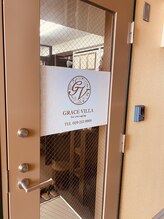 グレースヴィラ(GRACE VILLA)/玄関です♪