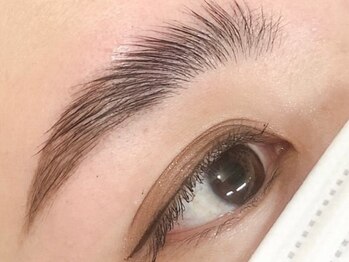 フルリール(FLEURIR)の写真/【大人気！垢抜け/左右差/自眉が薄い◎】自眉の悩み解消★眉WAX脱毛込ハリウッドブロウリフト¥7480→¥5980