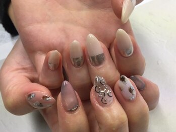 イビズ 新宿店(eviz)/ミラーネイル