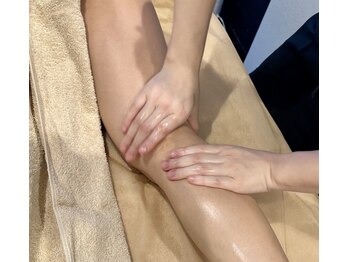 サロン ド ブラン アオヤマ(Salon de BLANC AOYAMA)/