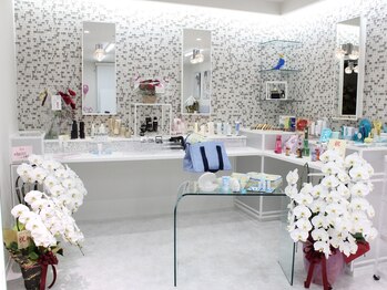 メナードフェイシャルサロン 丸の内ヒルズ/メンバー様には特典が♪