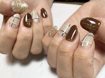 フレイムス アイラッシュ アンド ネイル(FRAMES)/ブラウンニュアンス