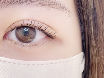 アイスタジオ アンド ダブルネイル 河原町店(EYE STUDIO&W NAIL)の写真/自然に目元が盛れる垢抜けeye♪通いやすい価格で初めての方にもオススメ◎【まつ毛パーマ/パリジェンヌ】