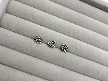 メタルパーツ薔薇