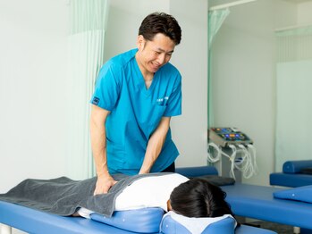たき鍼灸接骨院の写真/≪腰が変わると、毎日が変わる≫国家資格者ならではの特別な施術で、身体の不調を一掃しましょう。