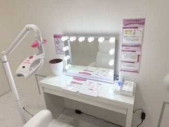 エクシアホワイトニング 中野駅北口店/店内