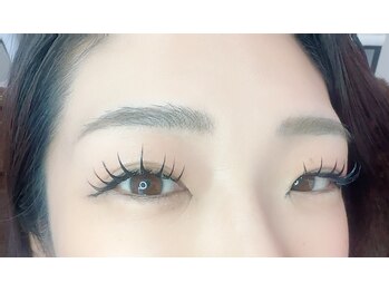 レオーネ(Leone)/LED フラットラッシュ 140本