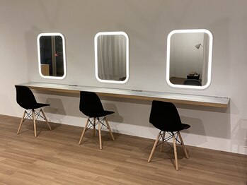 フレイムス アイラッシュ アンド ネイル(FRAMES)/パウダースペース完備☆