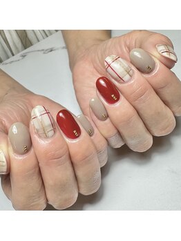 リーゾス(RISUS)/大人チェックネイル