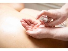 銀座マロニエ通り治療院/リンパマッサージはスクワラン！