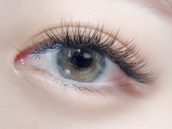 サロンドメイド(Salon de MADE)の写真/通うたびに「コスパ」の基準が変わる―3週間先も続く美しさを実感。驚きの持続力を誇るサロン