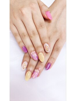 ネイルサロンアンドジュエリー アリュール(ALLURE)/定額デザインC(￥5940）