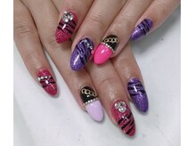 ネイルサロン ビューティーマジック 川口店/リップスティック＆ゼブラネイル