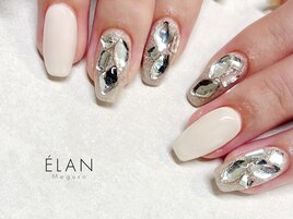 キラキラストーンネイル