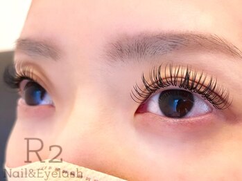 アイラッシュサロンアールツー(eyelash salon R2)の写真/◆モチにお悩みの方必見◆他店オフ込み*付け放題¥5000！キープ力に自信アリ♪フラットラッシュもご用意◎