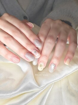 リッシュ トロワ(RICHE trois)/新色入荷！冬フラッシュネイル