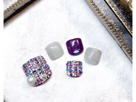 ツィードネイル