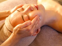 ジョリーアンジュ(jolie ange)の雰囲気（二重アゴ・目の疲れほうれい線などオールハンドでキュっと小顔に）