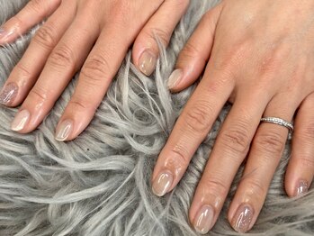 爪のいろは/手元が綺麗に見えるマグネット♪