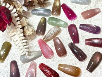 ネイル ボンボニエール 京阪シティモール天満橋店(Nail bonbonniere)の写真/見惚れる美爪に♪初回&1ヵ月以内オフ無料★【90色~選べる!ぷるマグ/シルキーマグネット】新色追加★