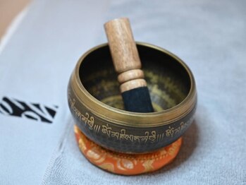 ヨロスパ(YOLO SPA)の写真/当サロンでは、ツボを的確に捉える伝統的な中国式マッサージで、リンパと血流を徹底ケア！