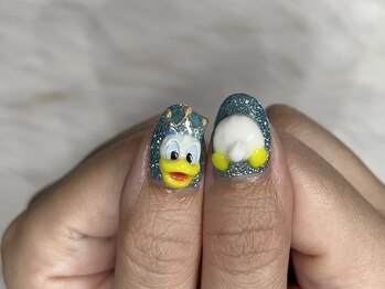 新宿3dネイル ドナルドネイル