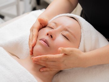 エリザ(ELIZA)の写真/プラズマミストで肌荒れやニキビケア☆皮下深部まで幹細胞培養液導入！ハリ艶溢れる肌へ♪