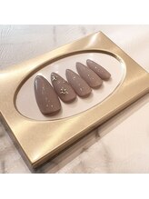 ネイルポット(Nail Pot)/ストーン　スタッズデザイン