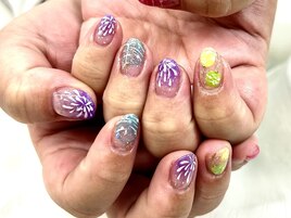 夏ネイルは、花火＆ヨーヨー
