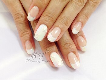 ネイルサロン ビューティーマジック 川口店/ フレンチミラーネイル