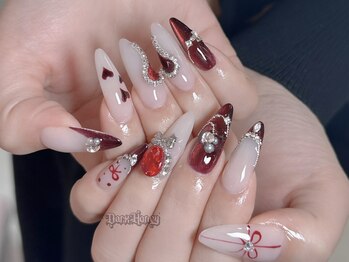 ダークハニー 池袋店(Dark Honey)/華やかでエレガントなデザイン