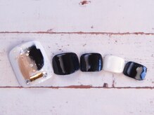 エムネイル(M Nail)/塗りかけネイル・フット