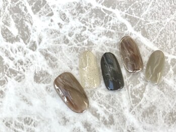 フリープ(freep)/8月月替わりネイル 春 夏 秋 冬