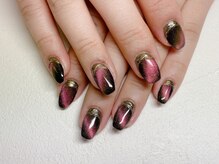 ネイルサロン クリスタルリーフ(Nailsalon Crystal Leaf)/マグネットネイル